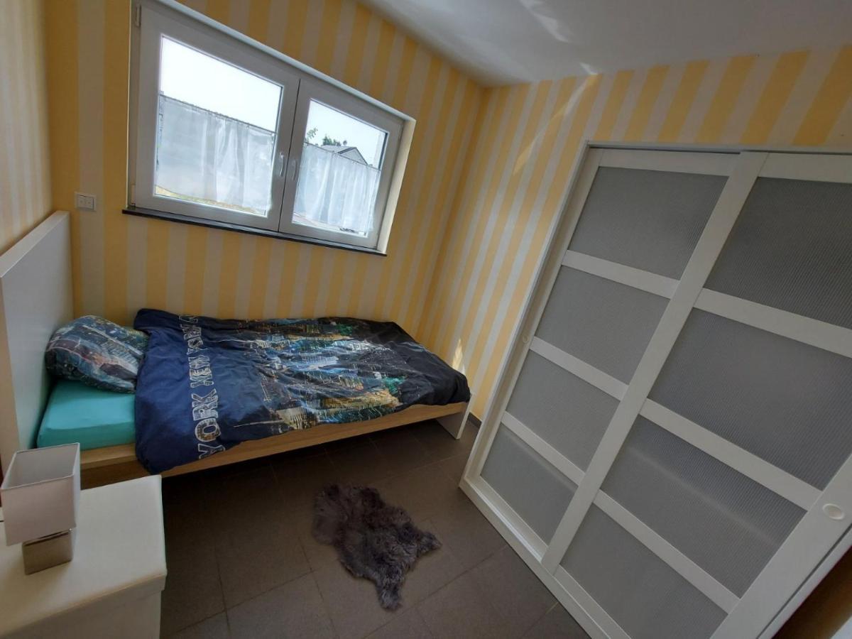 Several Different Rooms, Newly Furnished, In A New House In Vichten Экстерьер фото