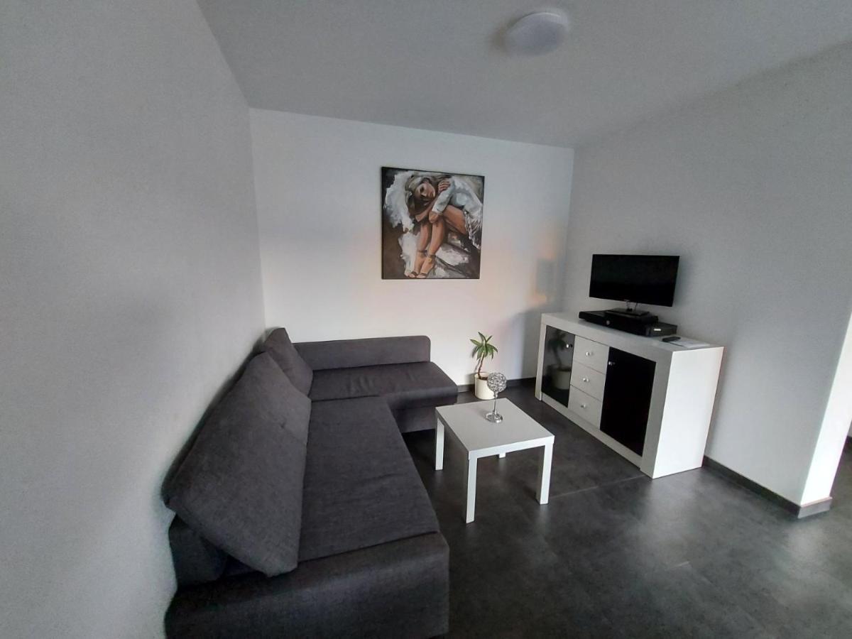 Several Different Rooms, Newly Furnished, In A New House In Vichten Экстерьер фото
